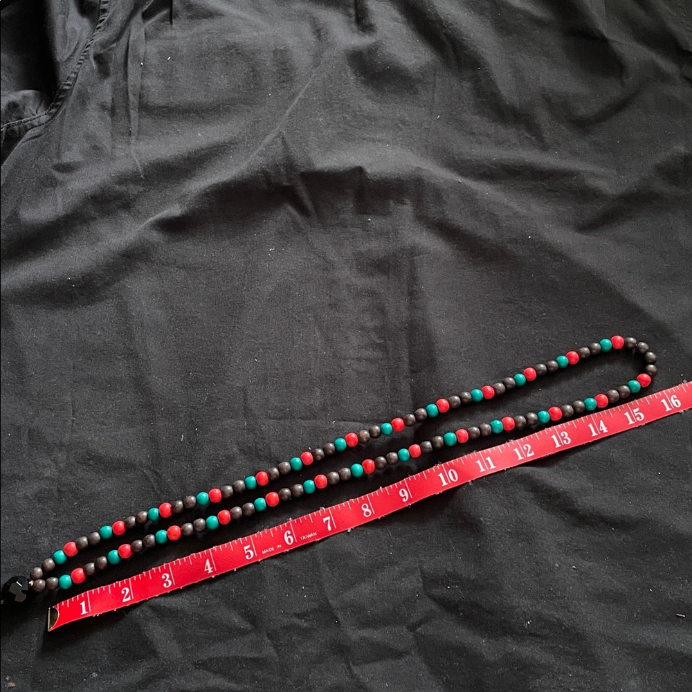Hand assembled beaded necklace love the journey - Picture 5 of 5